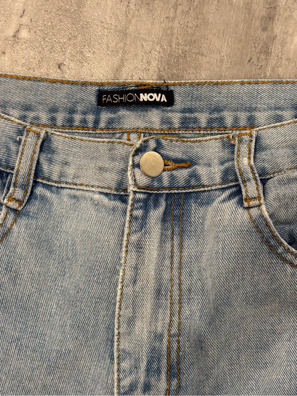 Fashion Nova Light Wash Straight Leg Jeans